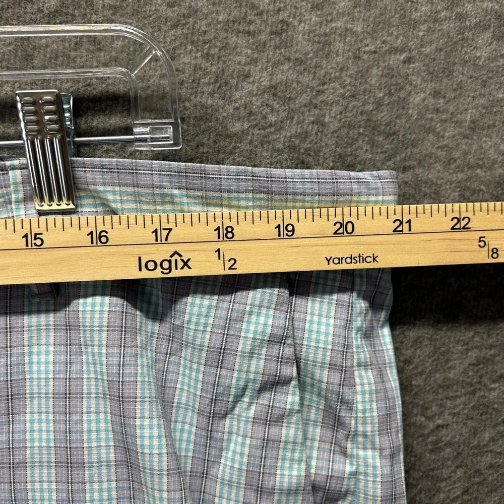 Tommy Bahama Men Plaid Flat Front Shorts Blue Grey Size 42 Nylon Stretch Coastal